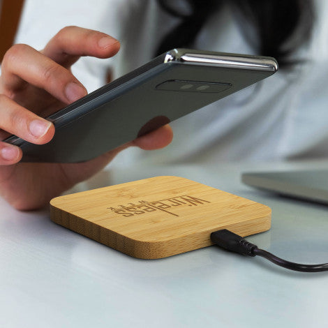NATURA Bamboo Wireless Fast Charging Hub - 126409-6